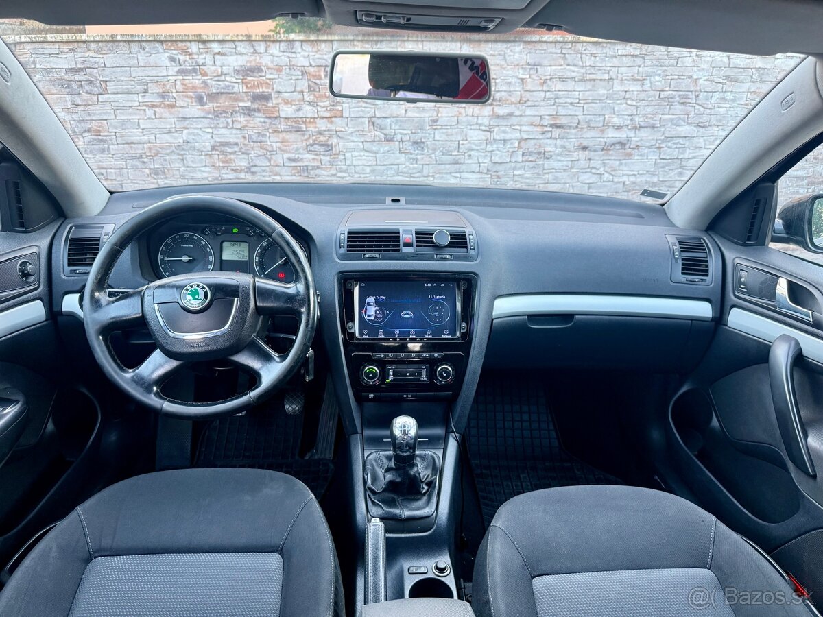 ŠKODA OCTAVIA COMBI / 1.9 TDI / - 11