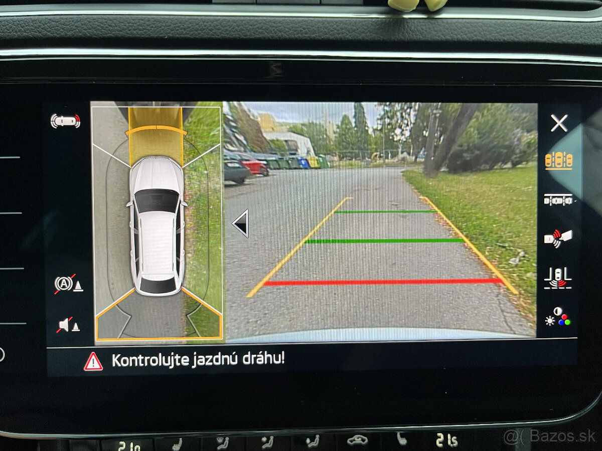 Skoda Superb 2.0 TDI JOY PLUS - 11