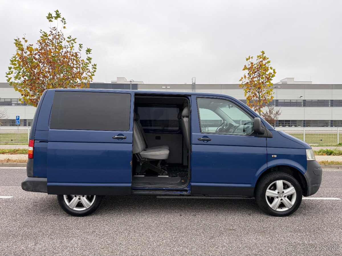 Volkswagen T5 Transporter 2.5 TDI 96kw 9 miestny - 11