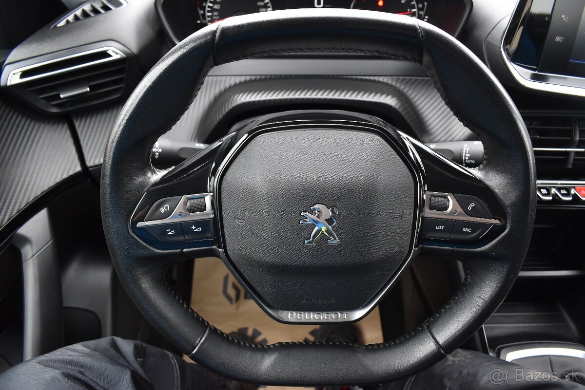 PEUGEOT 2008 1.2 PURETECH //ROK 2021 // ODPOČET DPH - 11