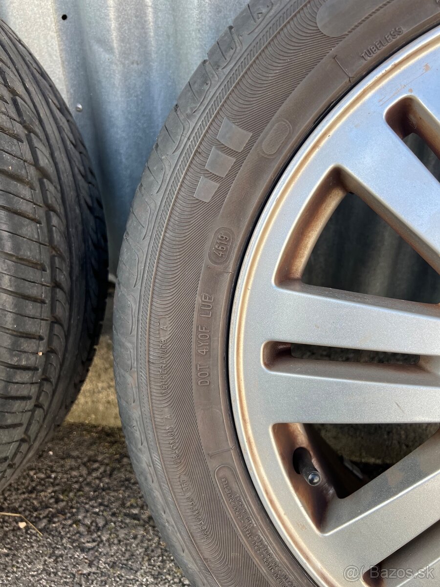 Ford R16 205/55R16 - 11