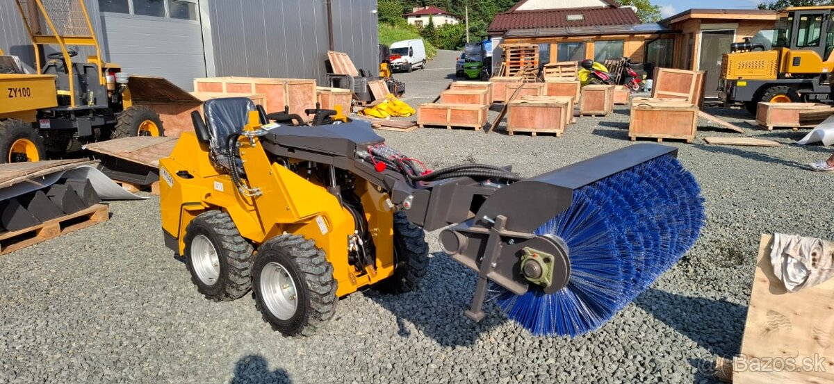 Mininakladac Kruger XKL480Z smykový riadeny nakladac - 11