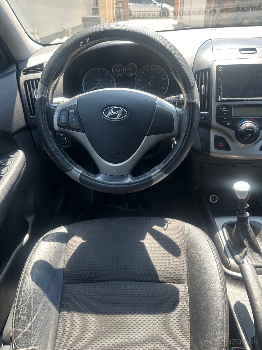 Hyundai i30CW - 11