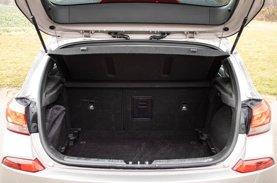 Hyundai i30 1.6 CRDi automat - 11