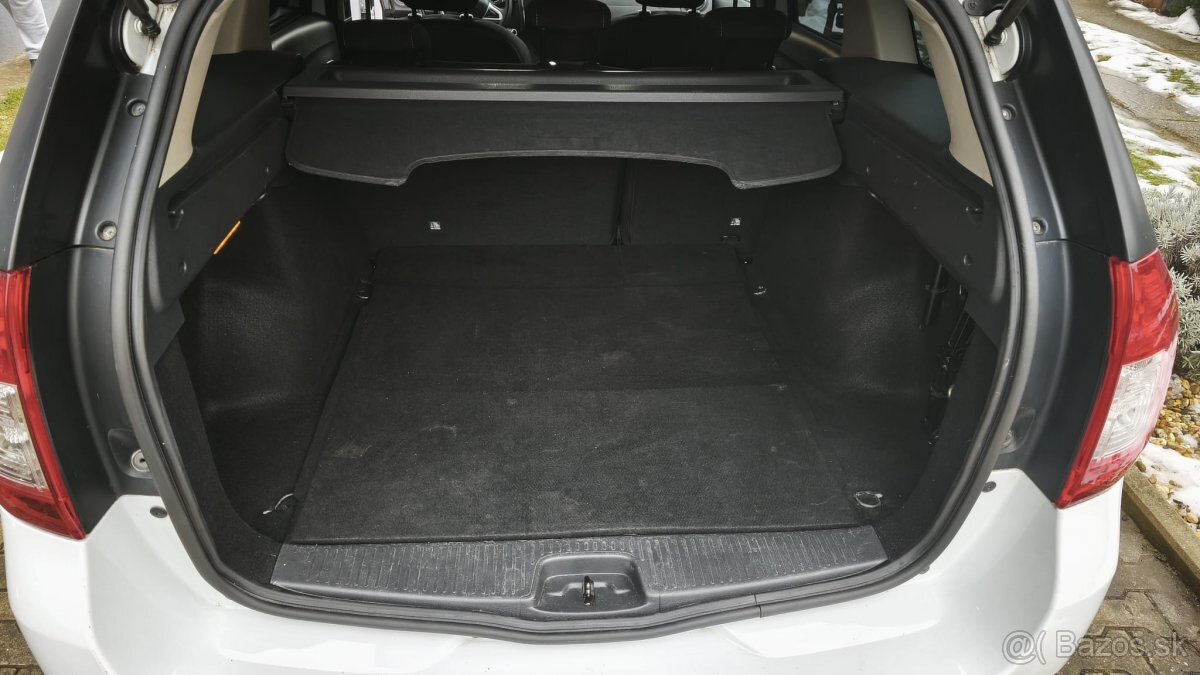 Dacia Logan MCV 0.9 TCe - 11