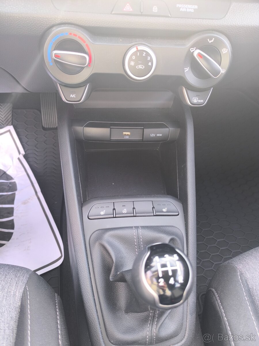 Kia Stonic 1.2 DPi 58 kW M5 MY25 Silver + Silver pack - 11