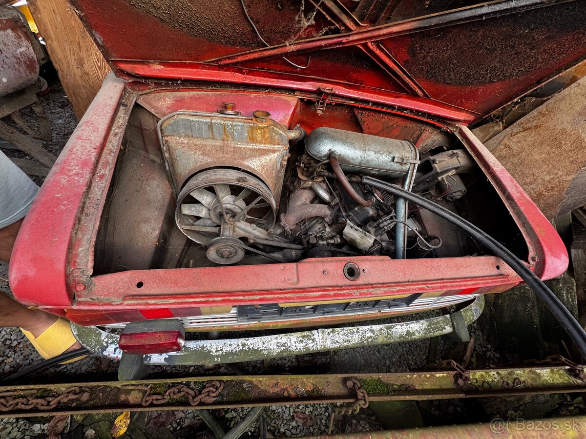 Škoda 100l rok vyroby 1975 s tp a spz - 11