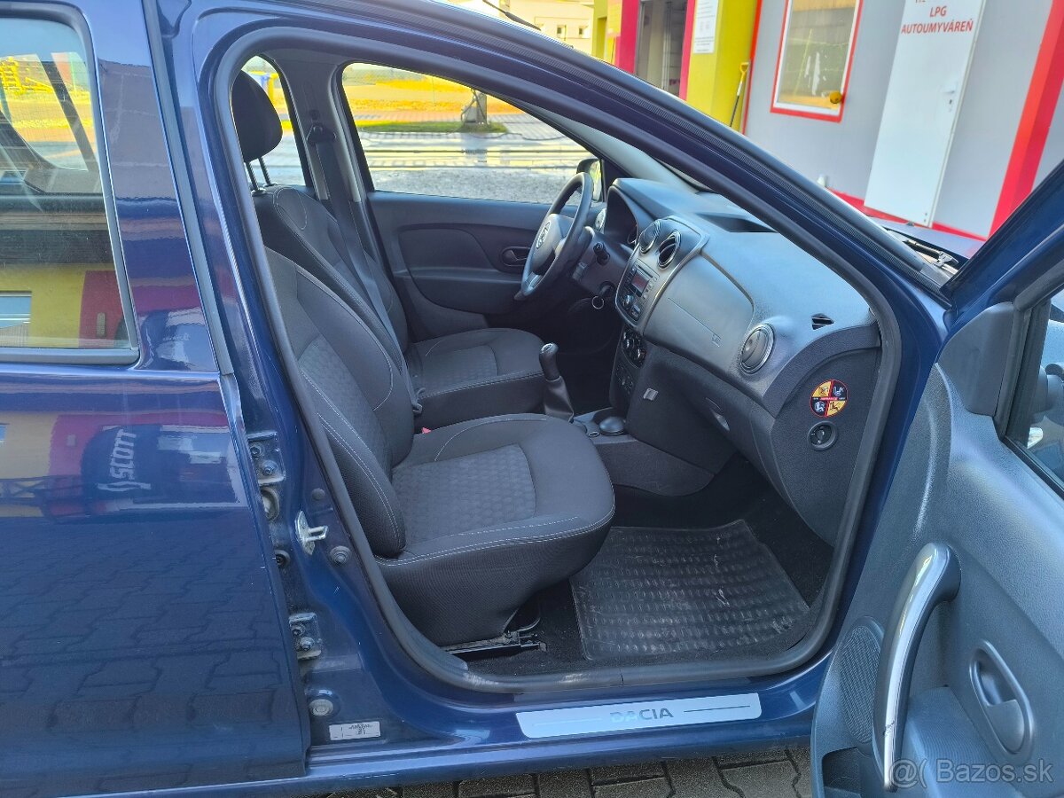 Dacia Sandero 1.2 - 11