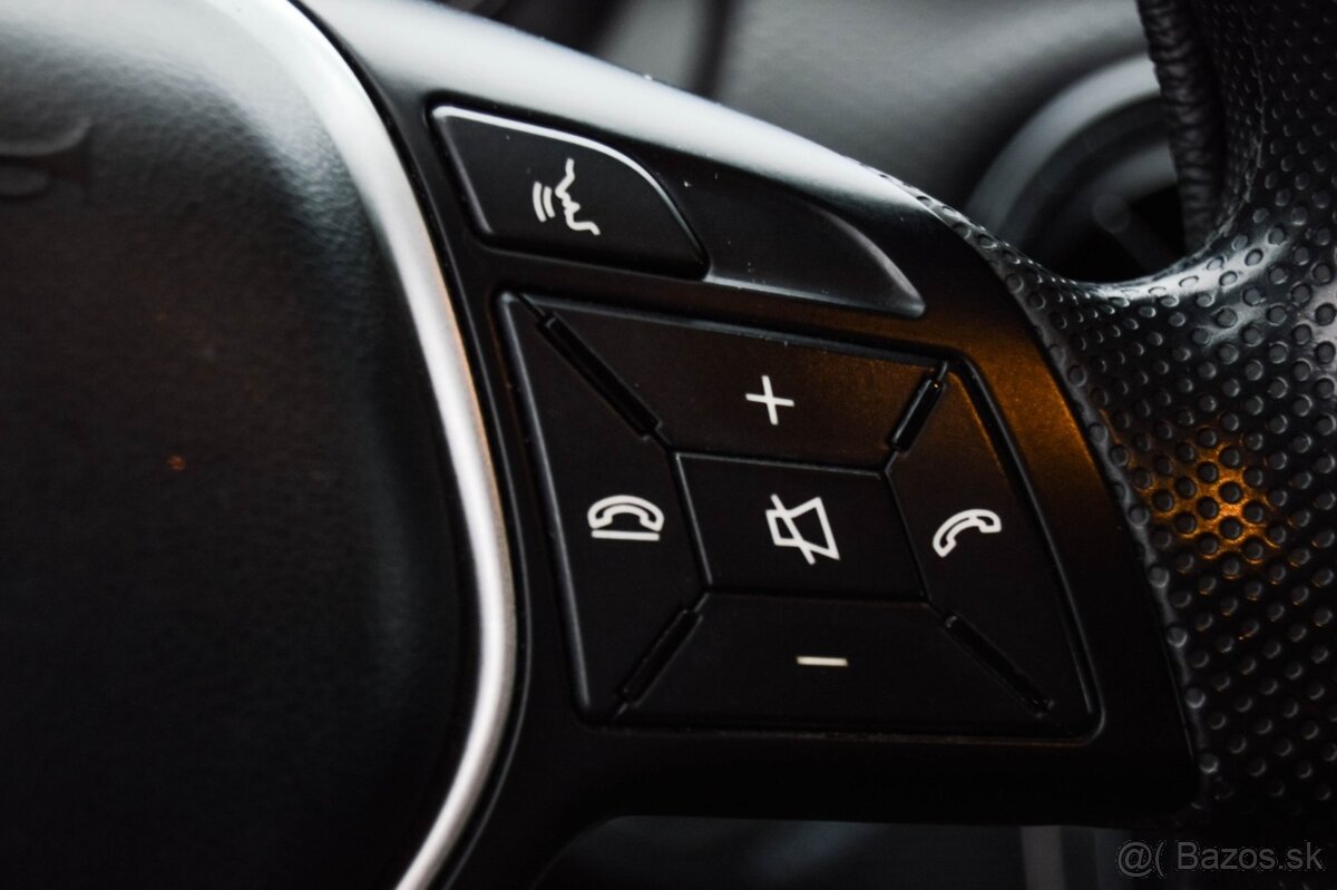 Mercedes-Benz A trieda 180 - 11