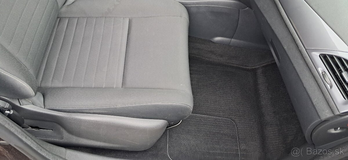 Renault Megane Gradtour 1.5DCI Automat 2015 Limited - 11