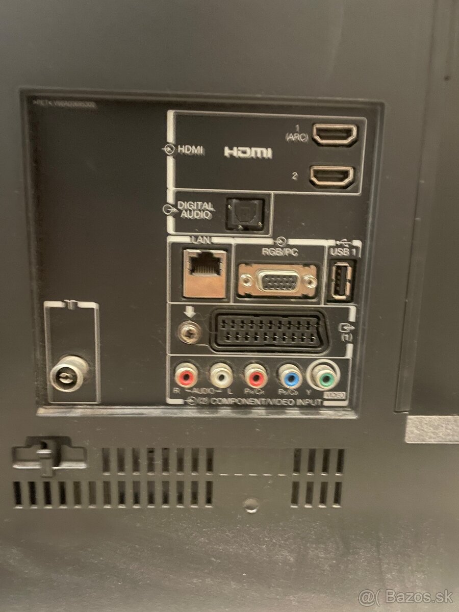 Toshiba TV 32RL938 pokazené asi LCD na opravu/ diely - 11