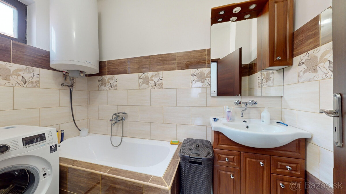 NAJKRAJŚÍ PANORAMATICKÝ DOM V MESTE GÖNC, MAĎARSKO - 11