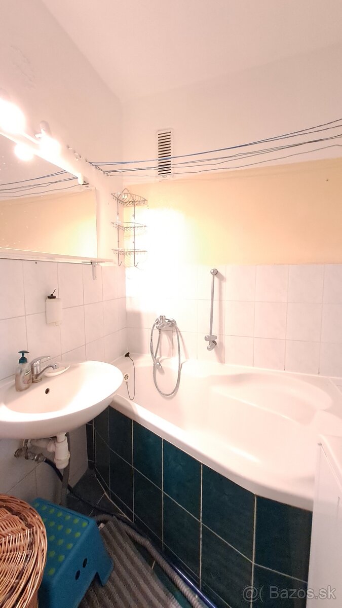 Slnečný 2 a1/2-izbový byt - 11