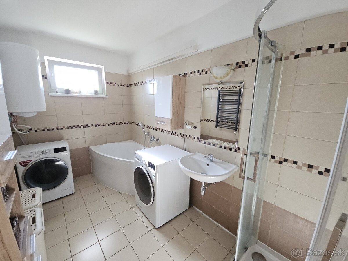 Samostatne stojaci nízkoenergetický 4 izbový bungalov v Most - 11