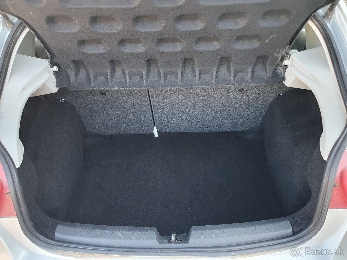 Seat Ibiza 1.4i 16V Sport - 11