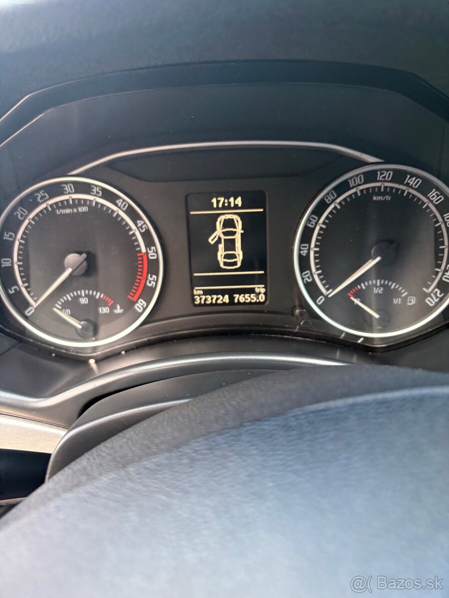 Octavia RS CR DSG - 11