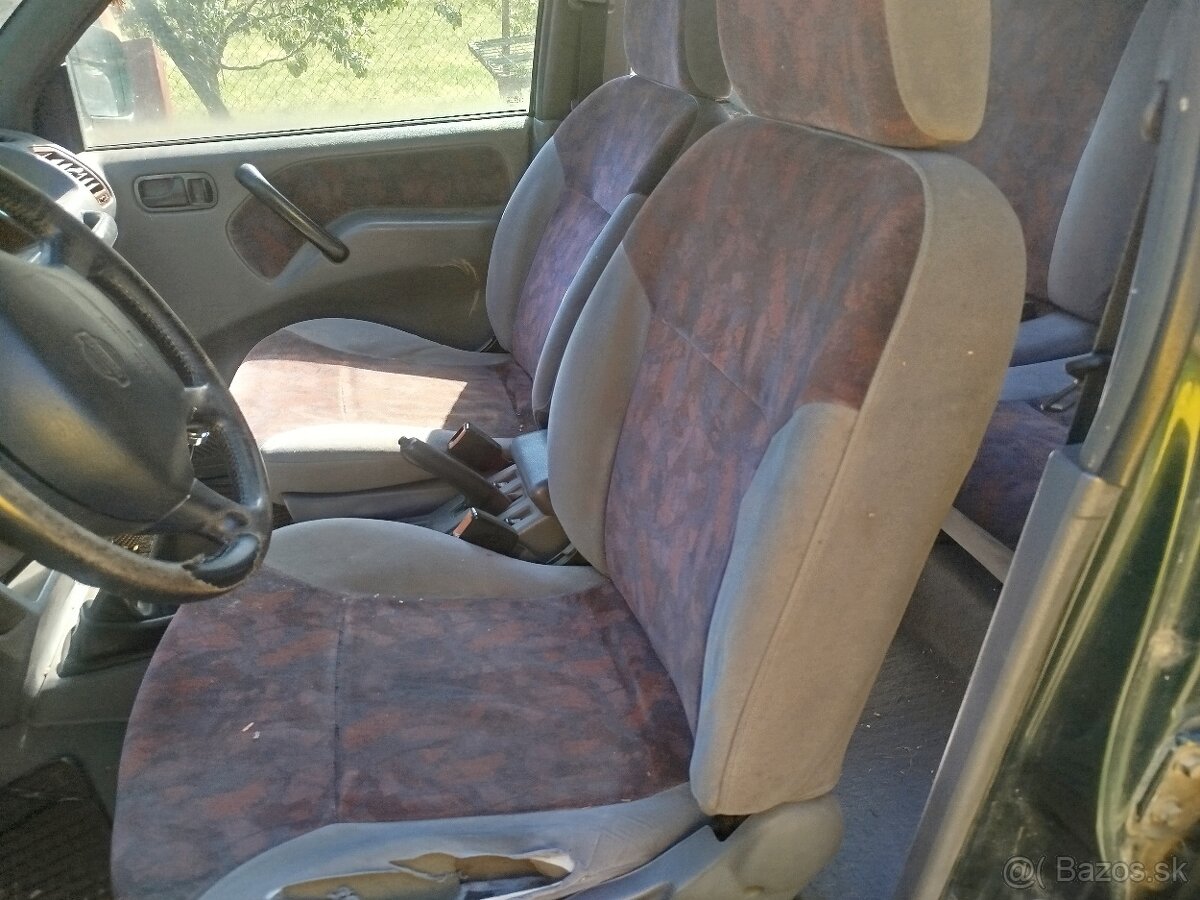Nissan Terrano 2.7TDi - 11