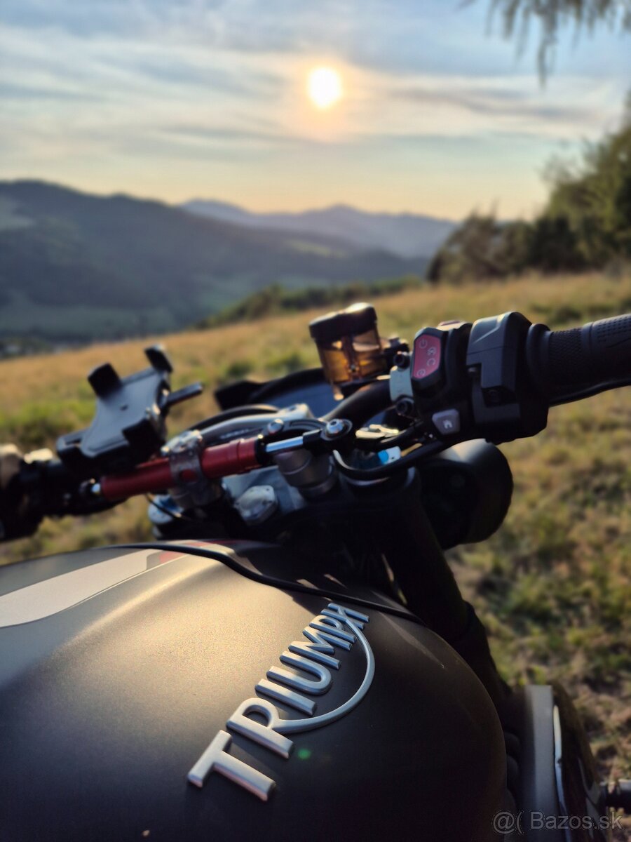 Triumph Speed Triple RS 2020 - 11