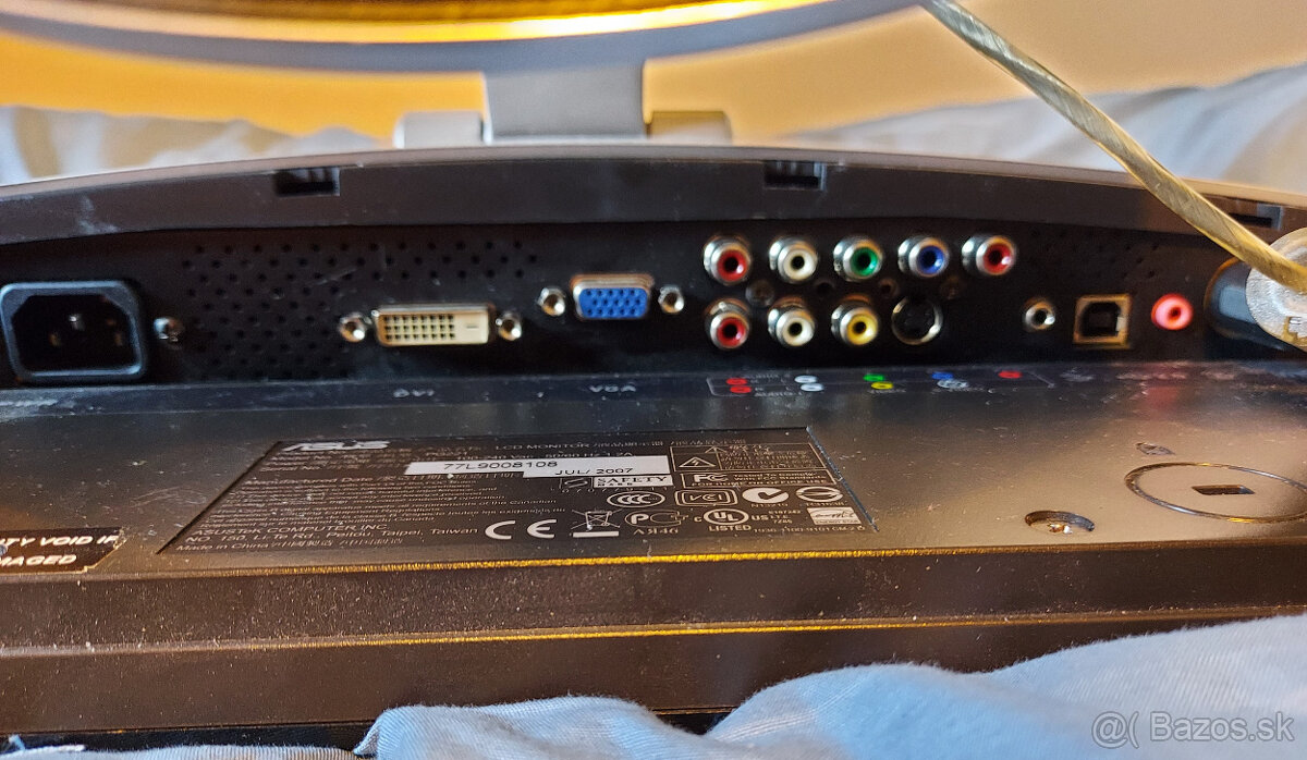 Predám hráčsky monitor Asus PG221 - 11