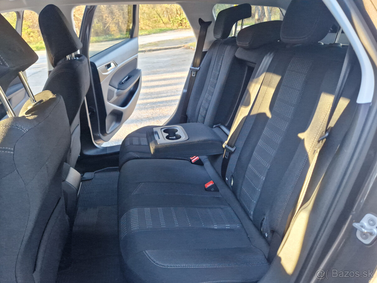 Peugeot 308 SW 2.0 HDI 110 kW - 11