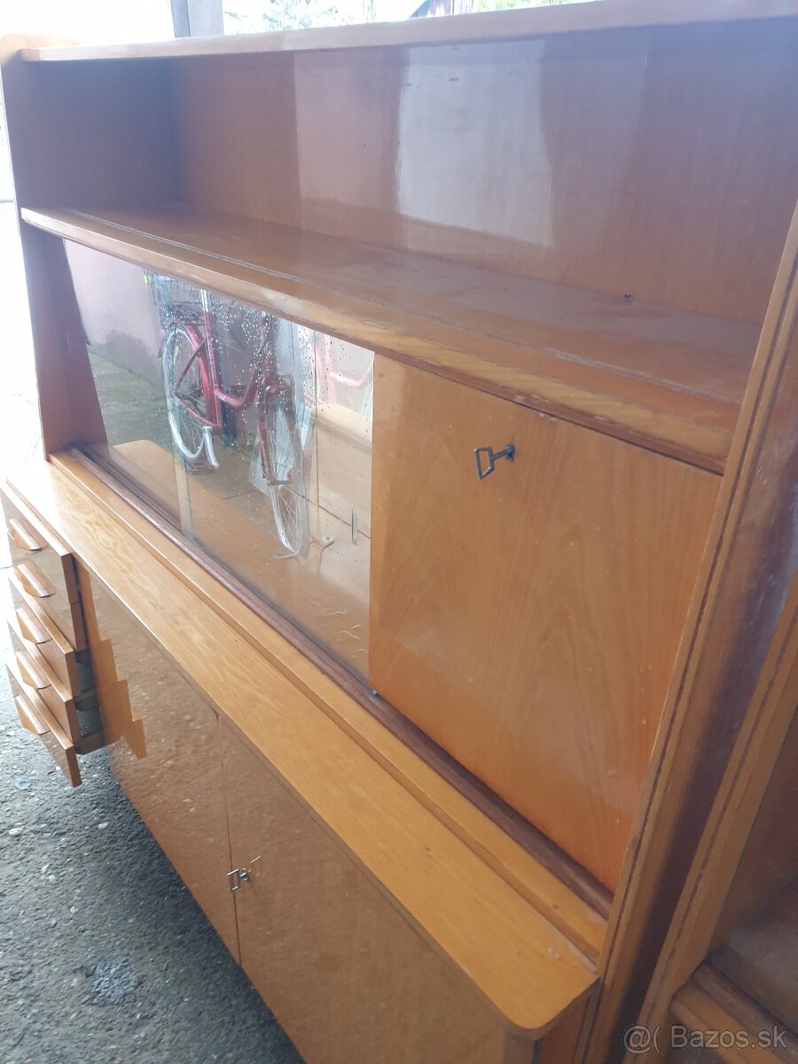 Nábytok - 11