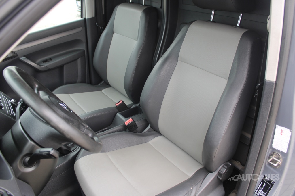 Volkswagen Caddy 1,6 TDi 75 kW BASIS - 11