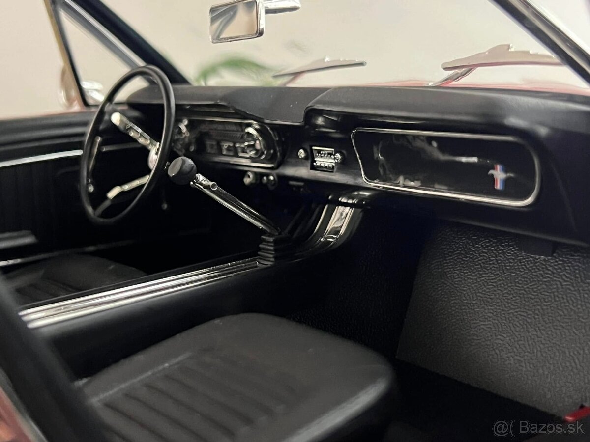 1:12 Ford Mustang 1/2 (1964) ERTL - 11