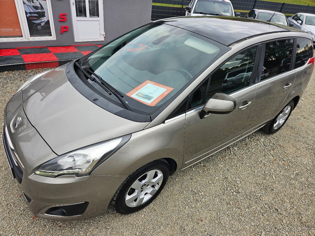PEUGEOT 5008 1.6HDI (2014) - 11