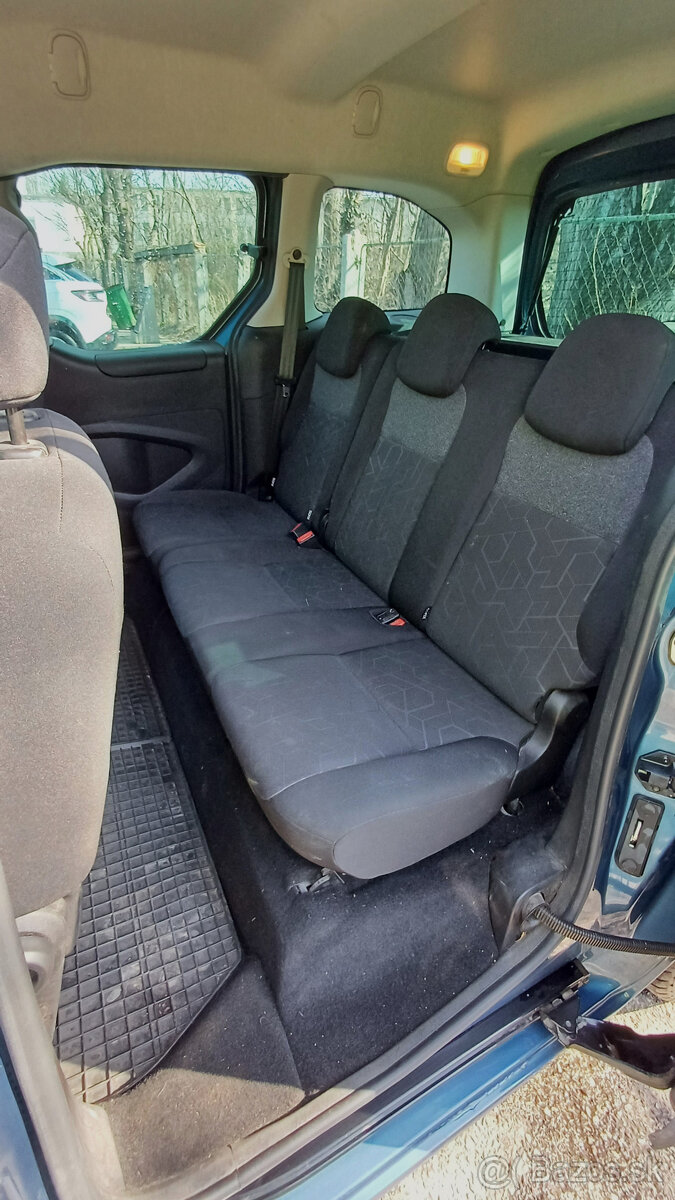 PEUGEOT Partner 1.6 HDi - 11