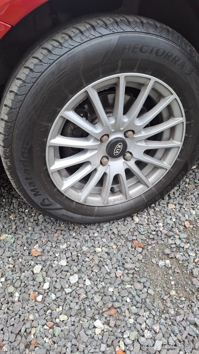 Kia Rio 1.4 71kw rv.2007 - 11