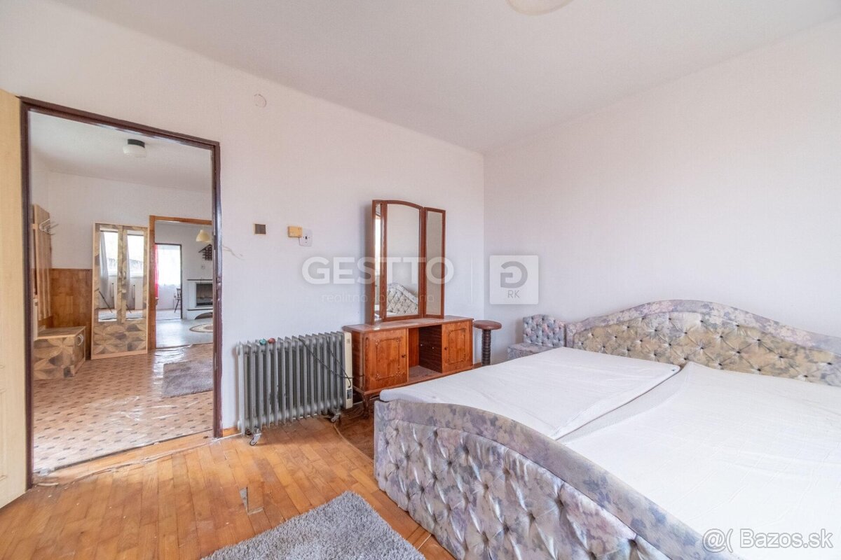 GESTTO | STARŠÍ RODINNÝ DOM | POZEMOK 992 m² | NA PREDAJ | Š - 11