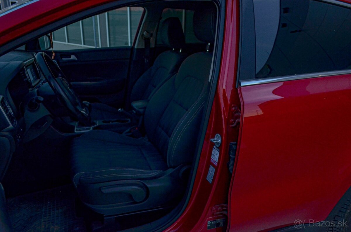 Kia Sportage 1.6 GDi Gold - 11