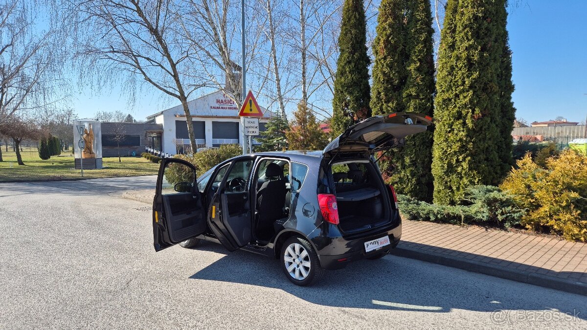 Mitsubishi Colt benzín Automat rv.06/2011 - 11