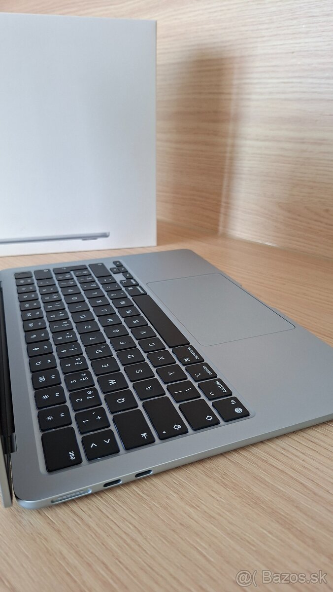 MacBook Air M4/16GB/256GB - 11