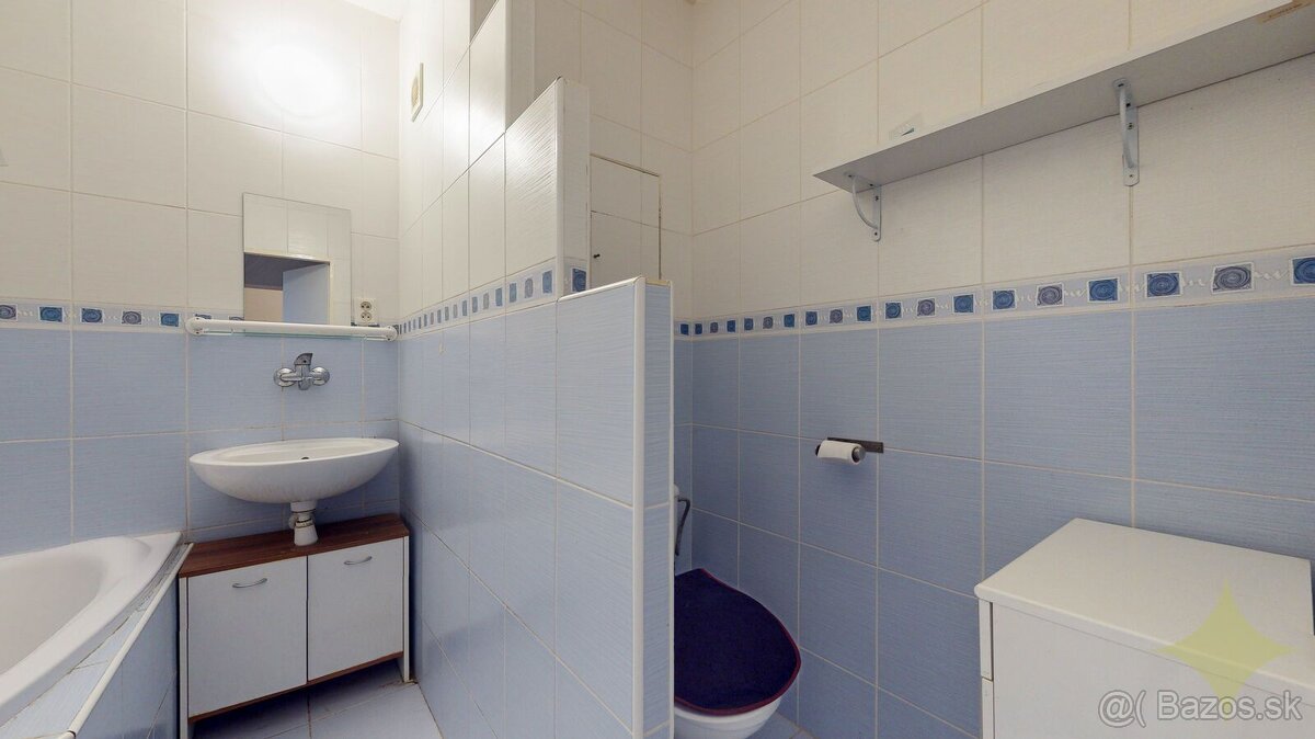 Na predaj 3 izbový byt v Lučenci na Rúbanisku III na 8/12 po - 11