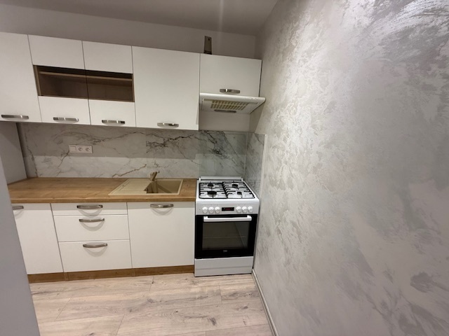 3 izbový byt do prenájmu v Nových Zámkoch. - 11