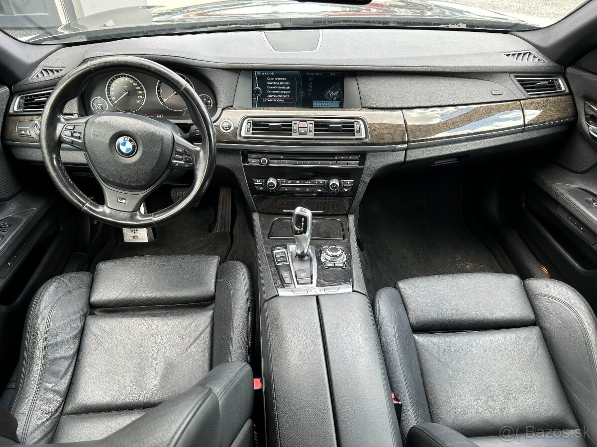 BMW Rad 7 740d xDrive - 11