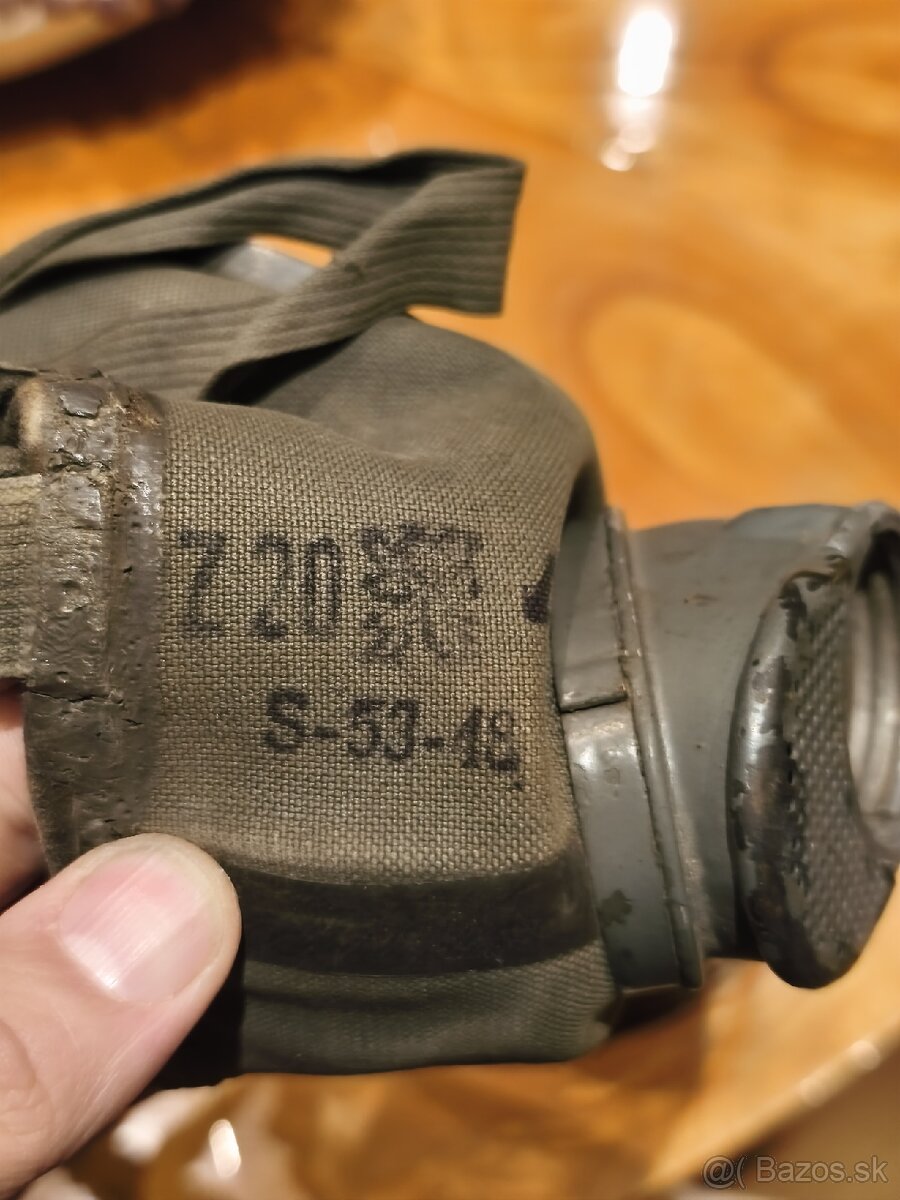 Nemecká plynová maska . - 11