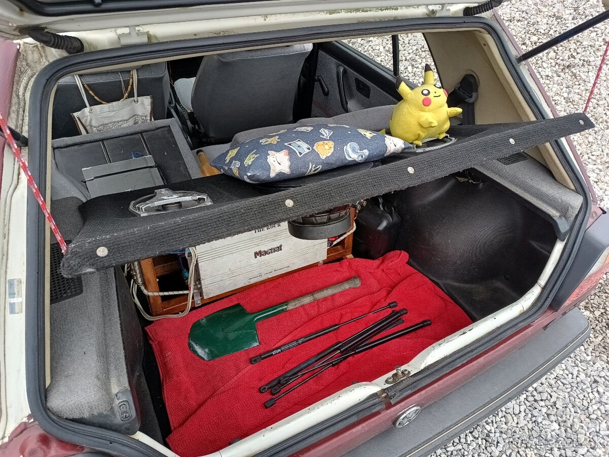 Golf Mk2 1.6TD 51kw GTD (1989) - 11