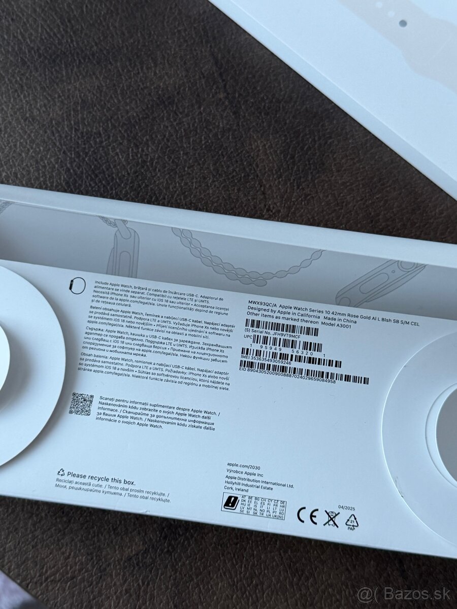 Apple Watch Series 10 42mm - 11