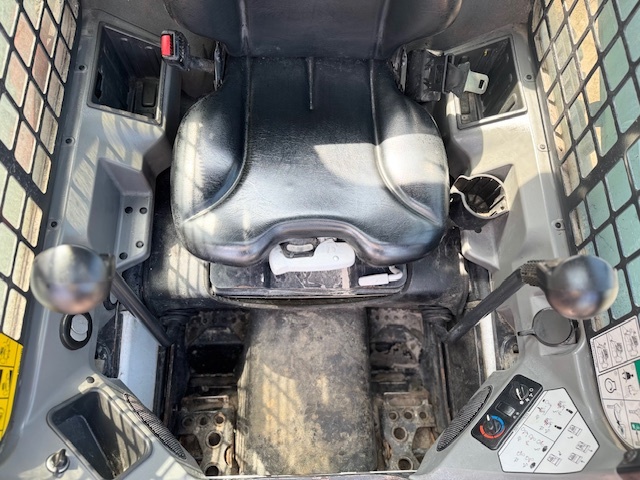 Smykový kolový nakladač Bobcat S450 - 11