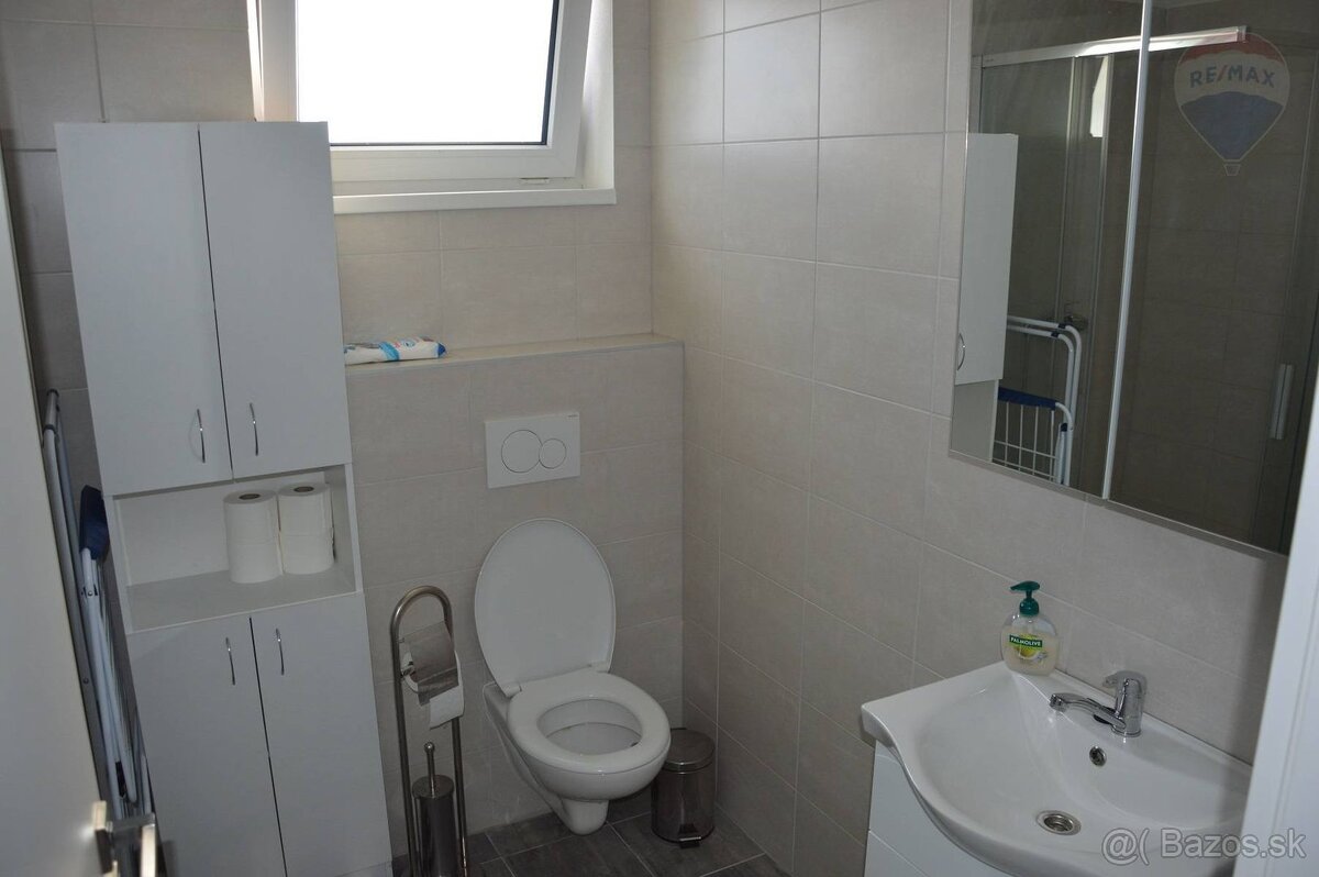 Prenájom 1 izbový byt + parkovacie miesto Nitra - 11