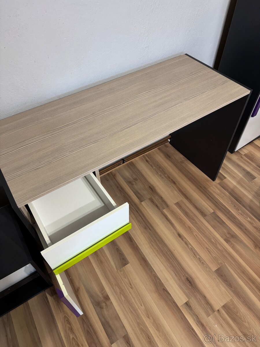 ŠTUDENTSKÁ IZBA V TOP STAVE - 11