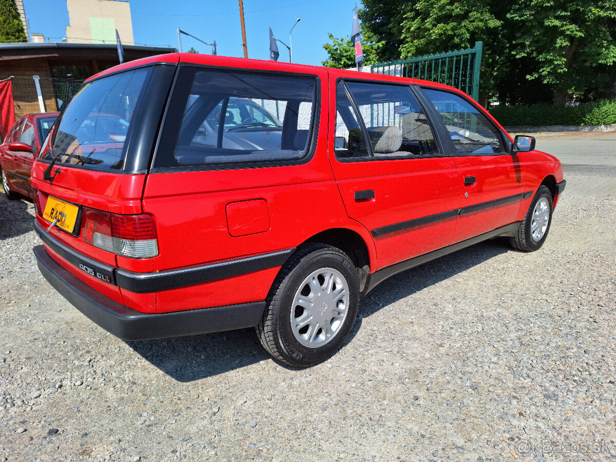 Peugeot 405 Break 1.6 GLI - AJ NA SPLÁTKY - 11