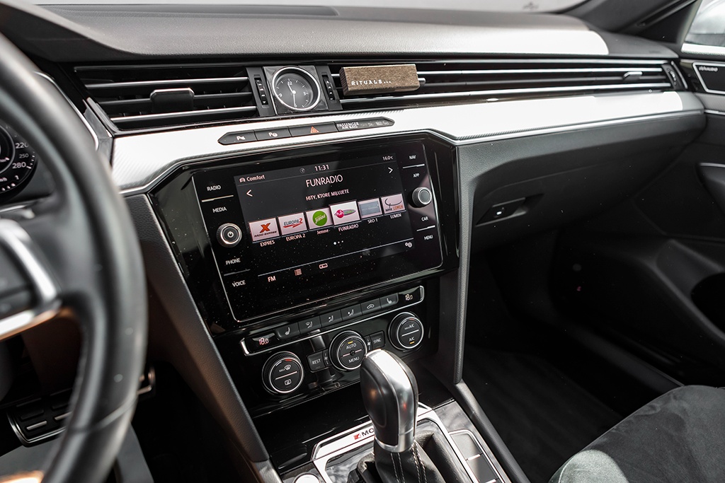 Volkswagen Arteon R-line 2.0TDI 140kW DSG7 4Motion 11/2018 - 11