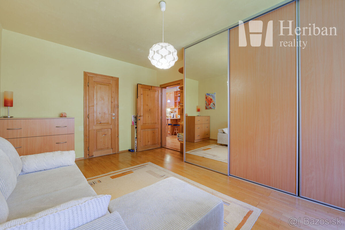 3izb.byt,79m2,s parkovacím miestom,Komenského ul,Staré Mesto - 11