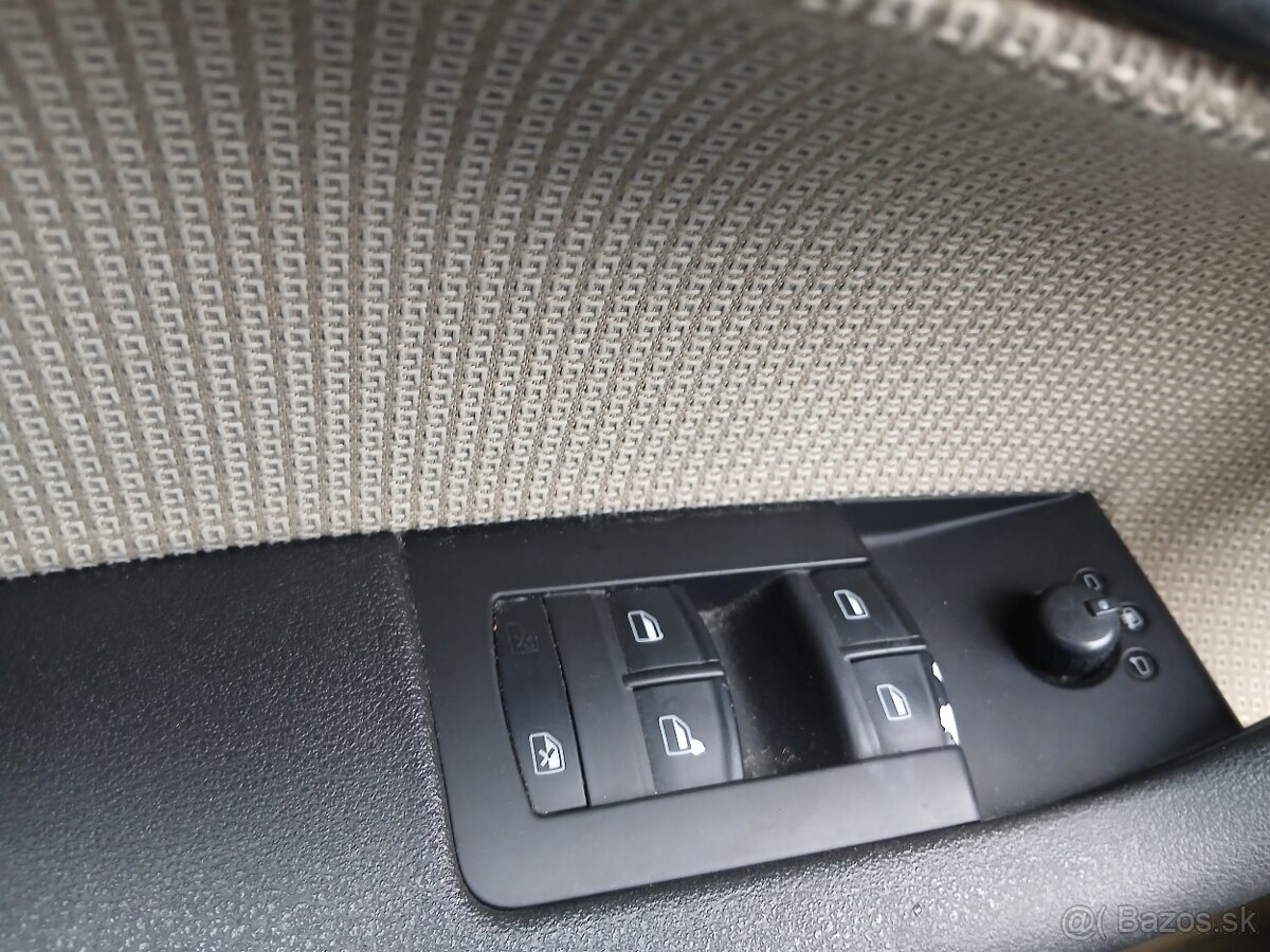 Audi A3 1.6 75kw Sportback automat - 11