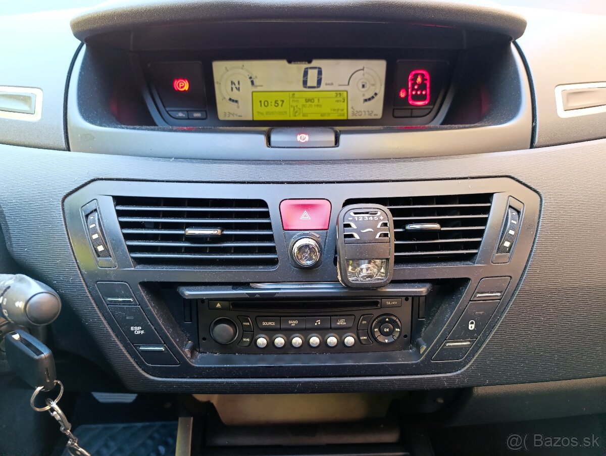 Citroën C4 Picasso - 11