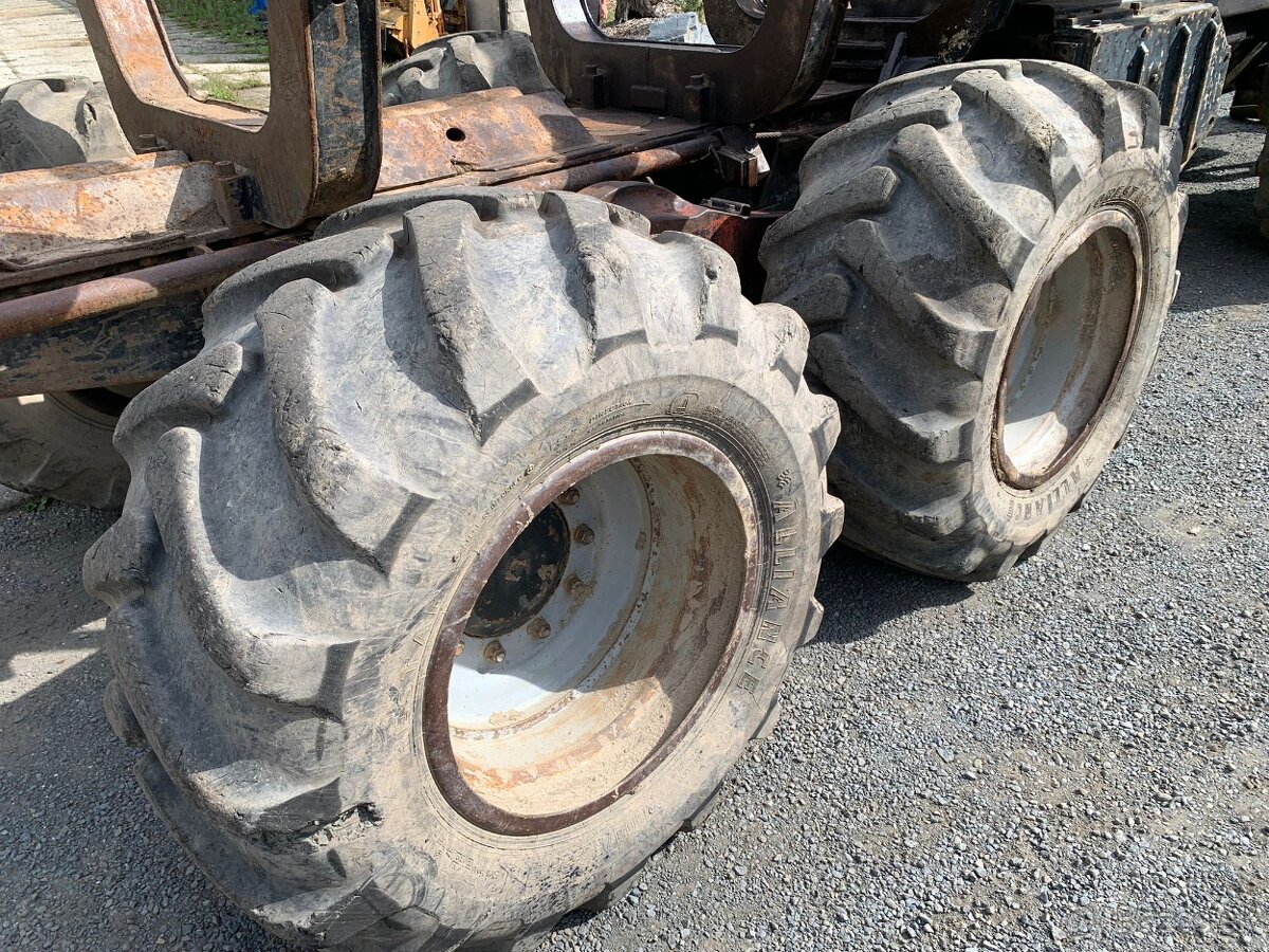 Vyvážečka VALMET 860.3 - 11