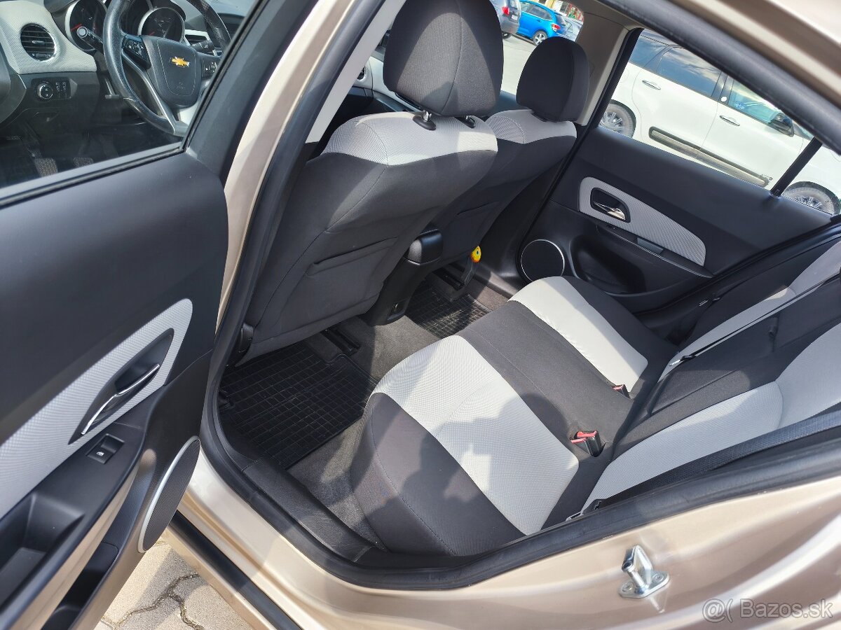 Chevrolet Cruze 1.6 91kw - 11